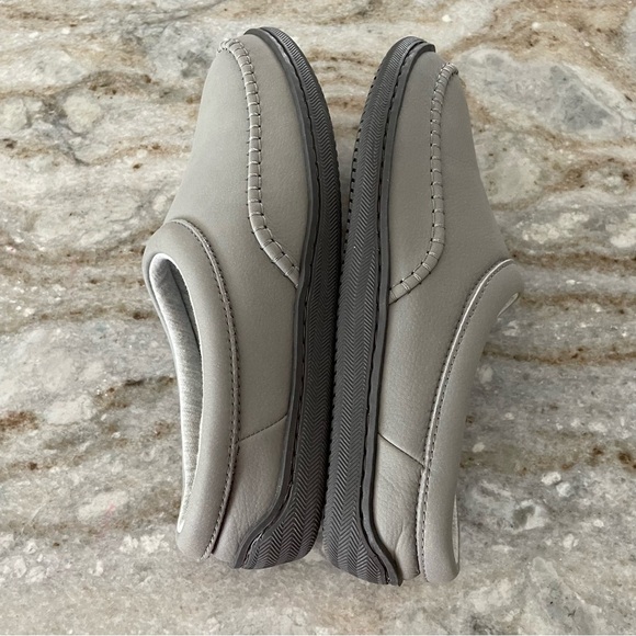 My Pillow My Slippers All Season Women's Slip-On Slippers size 10 - Picture 5 of 10